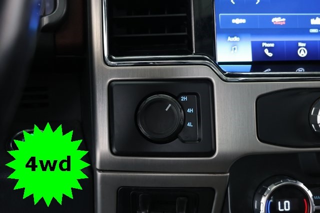 Ford Super Duty F-450 DRW Thumbnail Image 73