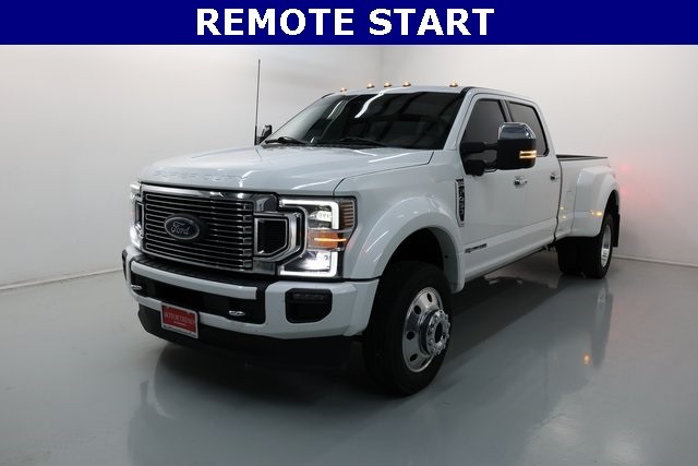 Ford Super Duty F-450 DRW Thumbnail Image 74