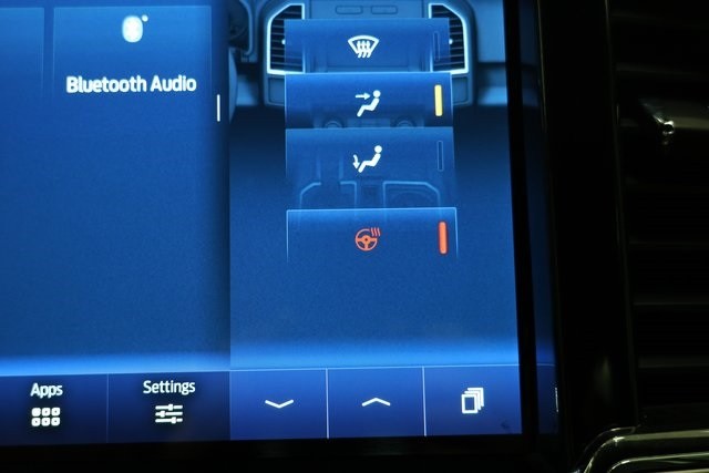 Ford Super Duty F-450 DRW Thumbnail Image 91