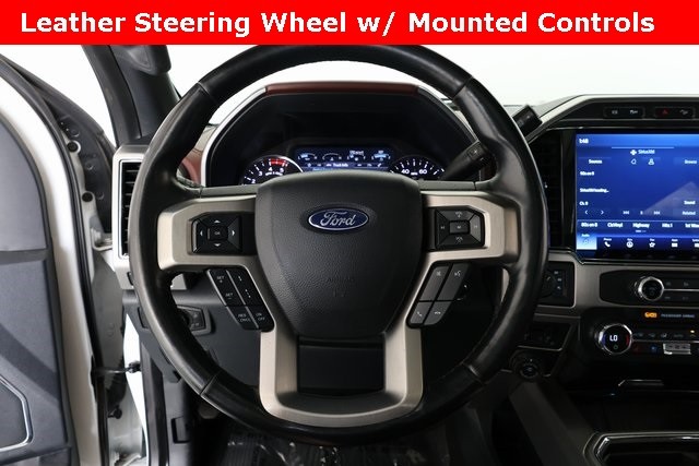 Ford Super Duty F-450 DRW Thumbnail Image 92