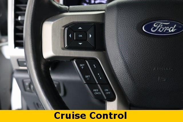 Ford Super Duty F-450 DRW Thumbnail Image 93