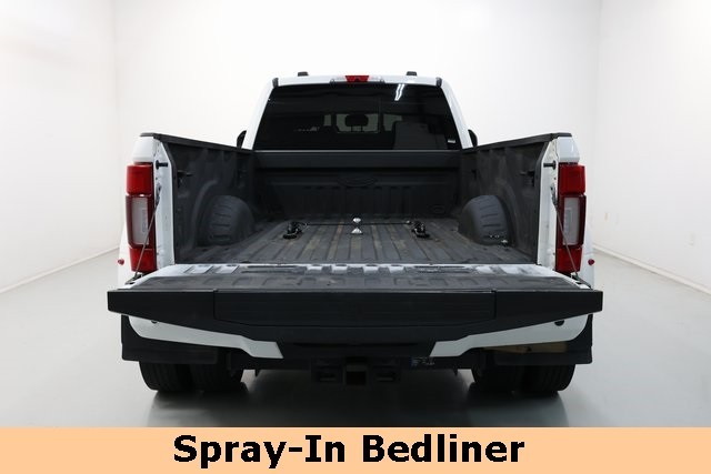Ford Super Duty F-450 DRW Thumbnail Image 98