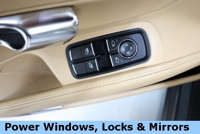 Porsche 911 Thumbnail Image 84