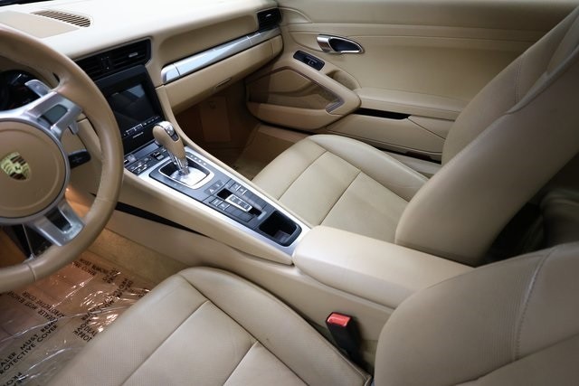Porsche 911 Thumbnail Image 93