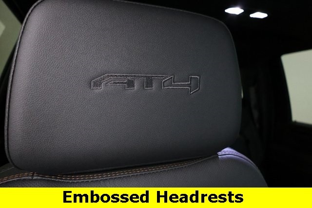 GMC Sierra 2500HD Thumbnail Image 65