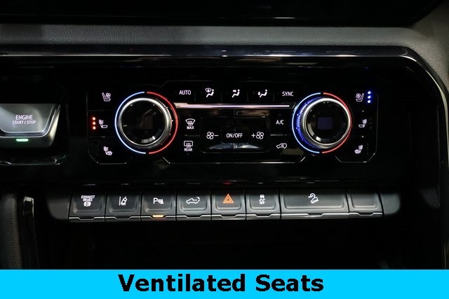 GMC Sierra 2500HD Thumbnail Image 87