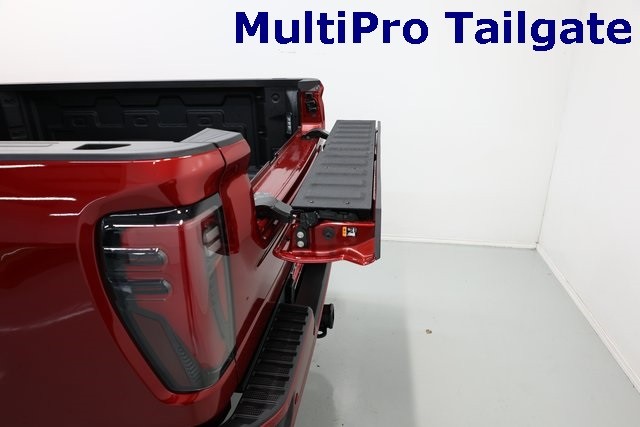 GMC Sierra 2500HD Thumbnail Image 100