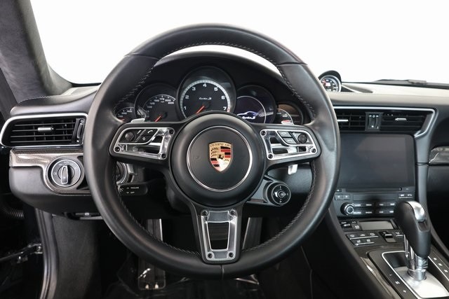 Porsche 911 Thumbnail Image 82