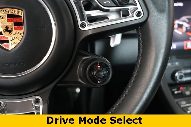 Porsche 911 Thumbnail Image 85