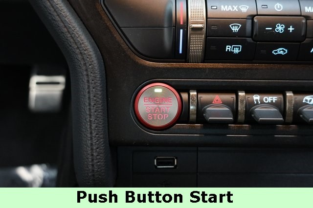 Ford Mustang Thumbnail Image 74