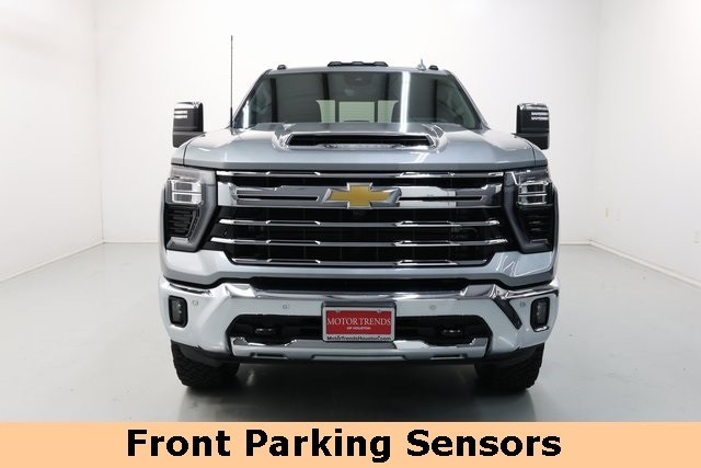 Chevrolet Silverado 3500HD Thumbnail Image 82