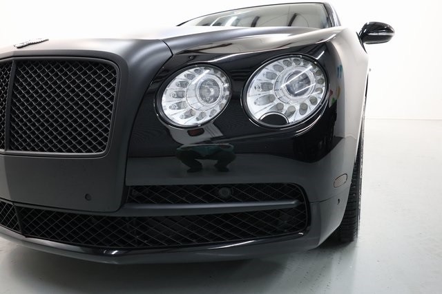 Bentley Flying Spur Thumbnail Image 99