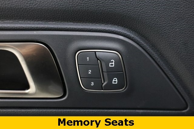 Ford Mustang Thumbnail Image 84