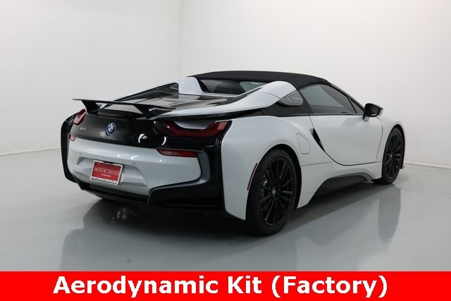 BMW i8 Thumbnail Image 48