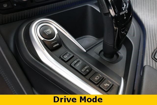 BMW i8 Thumbnail Image 58