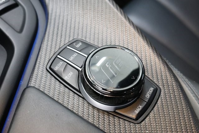 BMW i8 Thumbnail Image 76