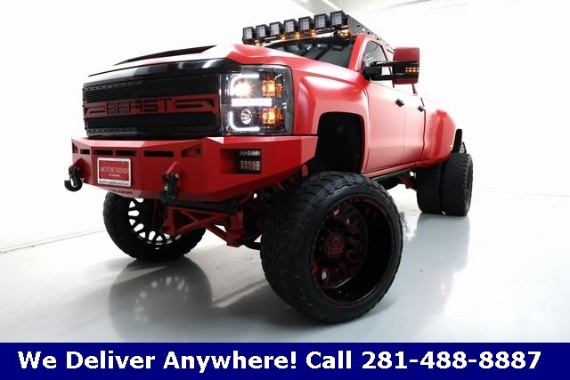 Chevrolet Silverado 3500HD Thumbnail Image 52