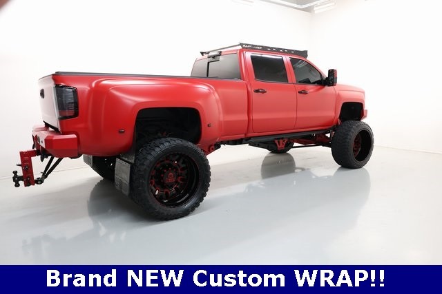 Chevrolet Silverado 3500HD Thumbnail Image 54