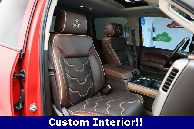 Chevrolet Silverado 3500HD Thumbnail Image 67