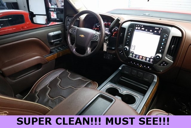 Chevrolet Silverado 3500HD Thumbnail Image 72