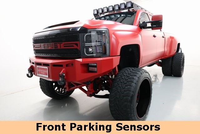 Chevrolet Silverado 3500HD Thumbnail Image 79