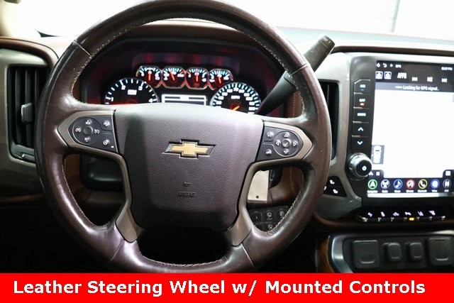Chevrolet Silverado 3500HD Thumbnail Image 86