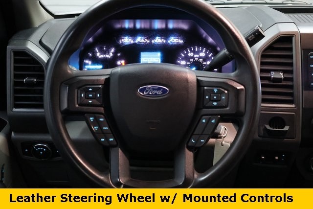 Ford Super Duty F-550 DRW Thumbnail Image 76