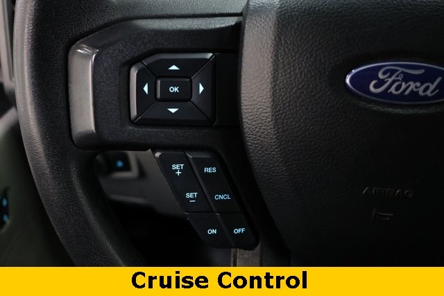 Ford Super Duty F-550 DRW Thumbnail Image 77