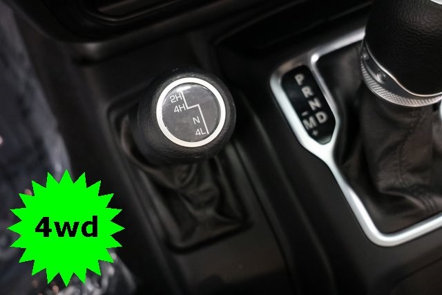 Jeep Gladiator Thumbnail Image 73