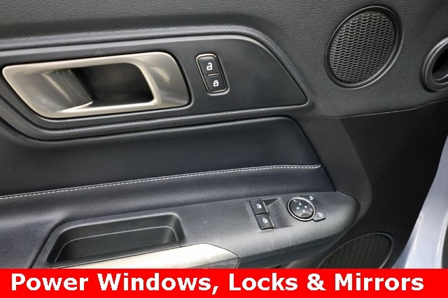 Ford Mustang Thumbnail Image 94