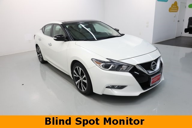 Nissan Maxima Thumbnail Image 70