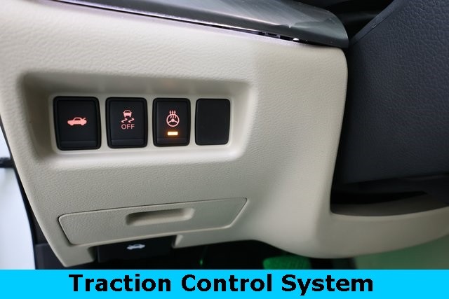Nissan Maxima Thumbnail Image 75