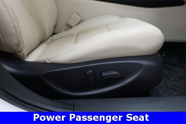 Nissan Maxima Thumbnail Image 79