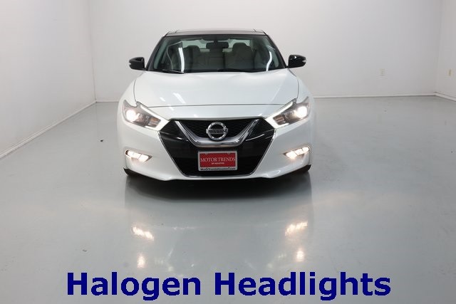 Nissan Maxima Thumbnail Image 95