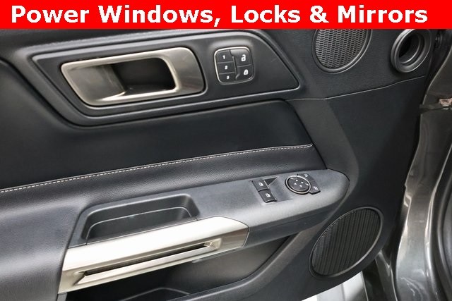 Ford Mustang Thumbnail Image 94