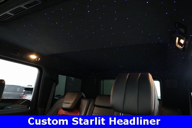 Mercedes-Benz G-Class Thumbnail Image 60