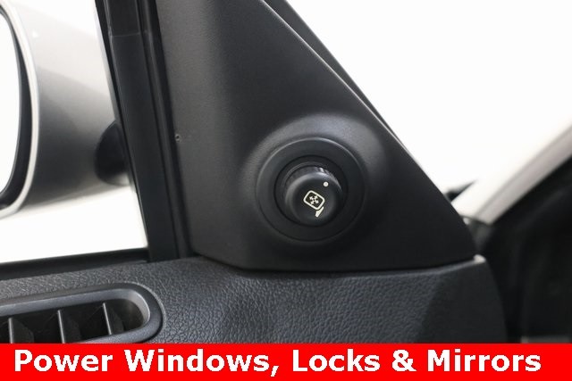 Ford Mustang Thumbnail Image 86