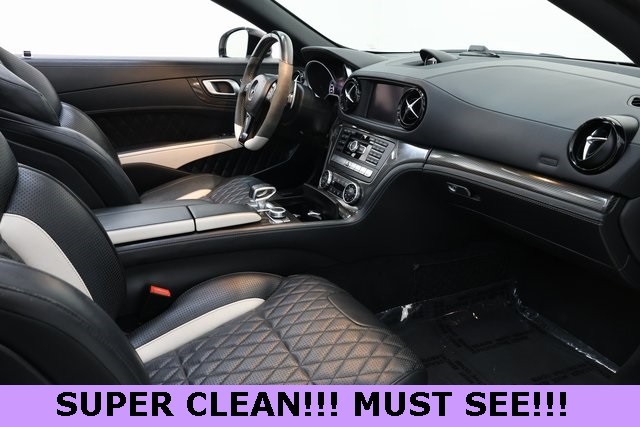 Mercedes-Benz SL-Class Thumbnail Image 66