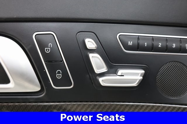 Mercedes-Benz SL-Class Thumbnail Image 77