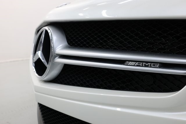 Mercedes-Benz SL-Class Thumbnail Image 97