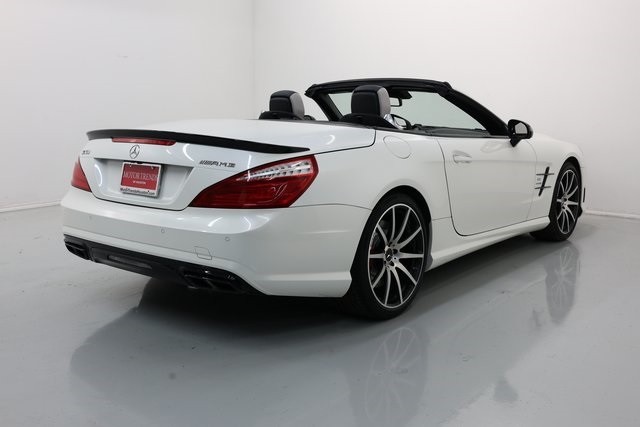 Mercedes-Benz SL-Class Thumbnail Image 98