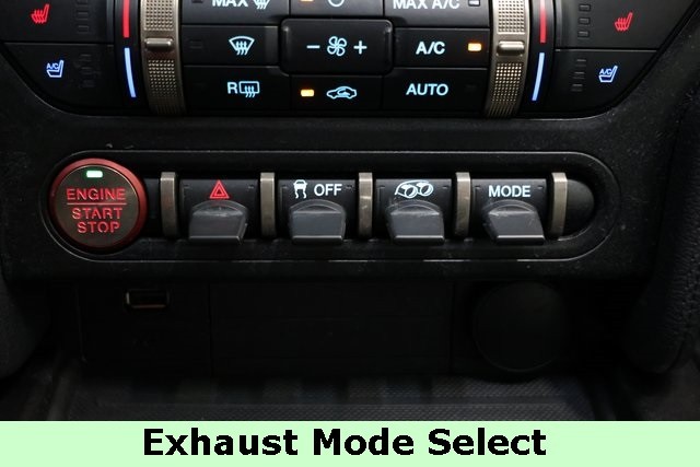 Ford Mustang Thumbnail Image 76