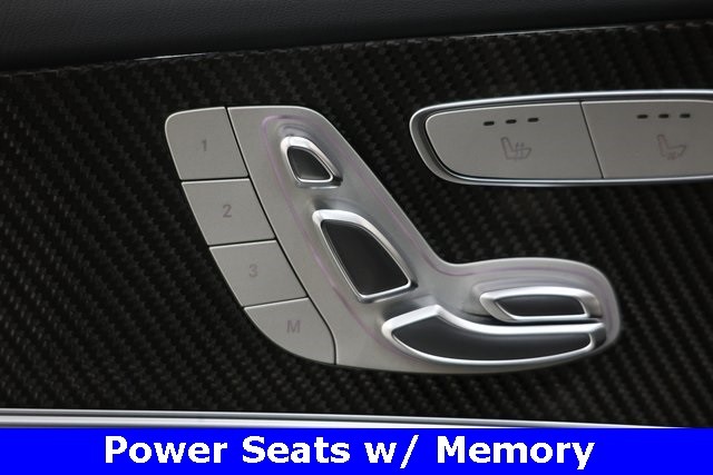 Mercedes-Benz E-Class Thumbnail Image 93