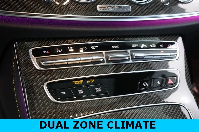 Mercedes-Benz E-Class Thumbnail Image 96