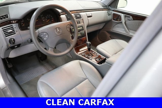 Mercedes-Benz E-Class Thumbnail Image 56