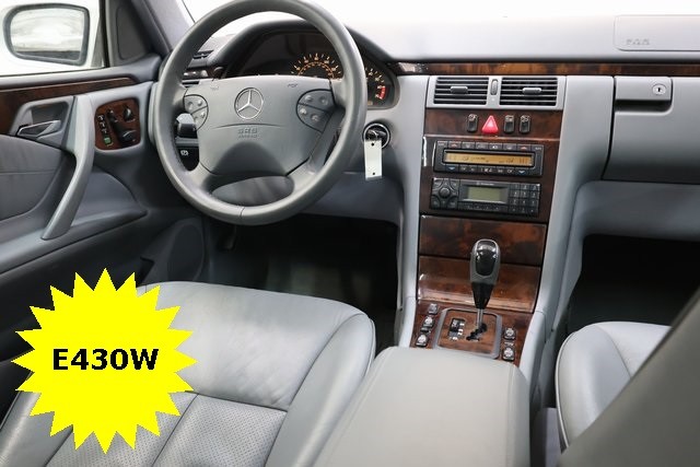 Mercedes-Benz E-Class Thumbnail Image 57