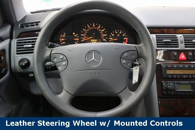 Mercedes-Benz E-Class Thumbnail Image 65