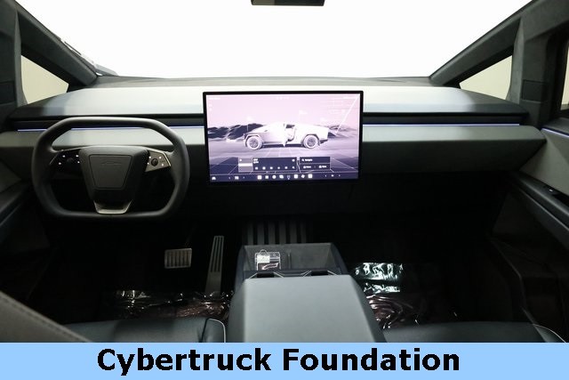 Tesla Cybertruck Thumbnail Image 59