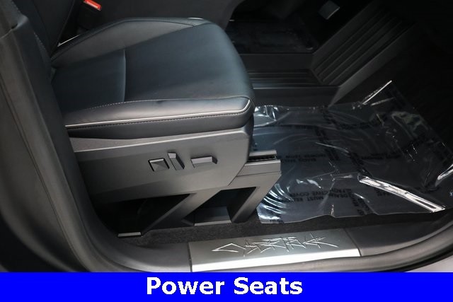 Tesla Cybertruck Thumbnail Image 75