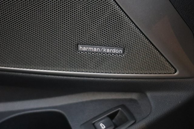 BMW M3 Thumbnail Image 79